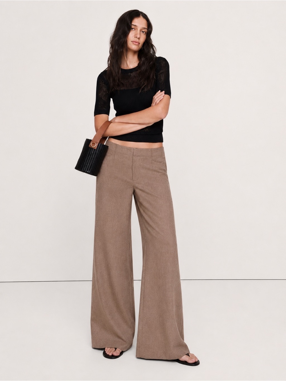 NWT! Banana Republic Mid-Rise Flare Italian Twill Pant 826951 📀1️⃣0️⃣